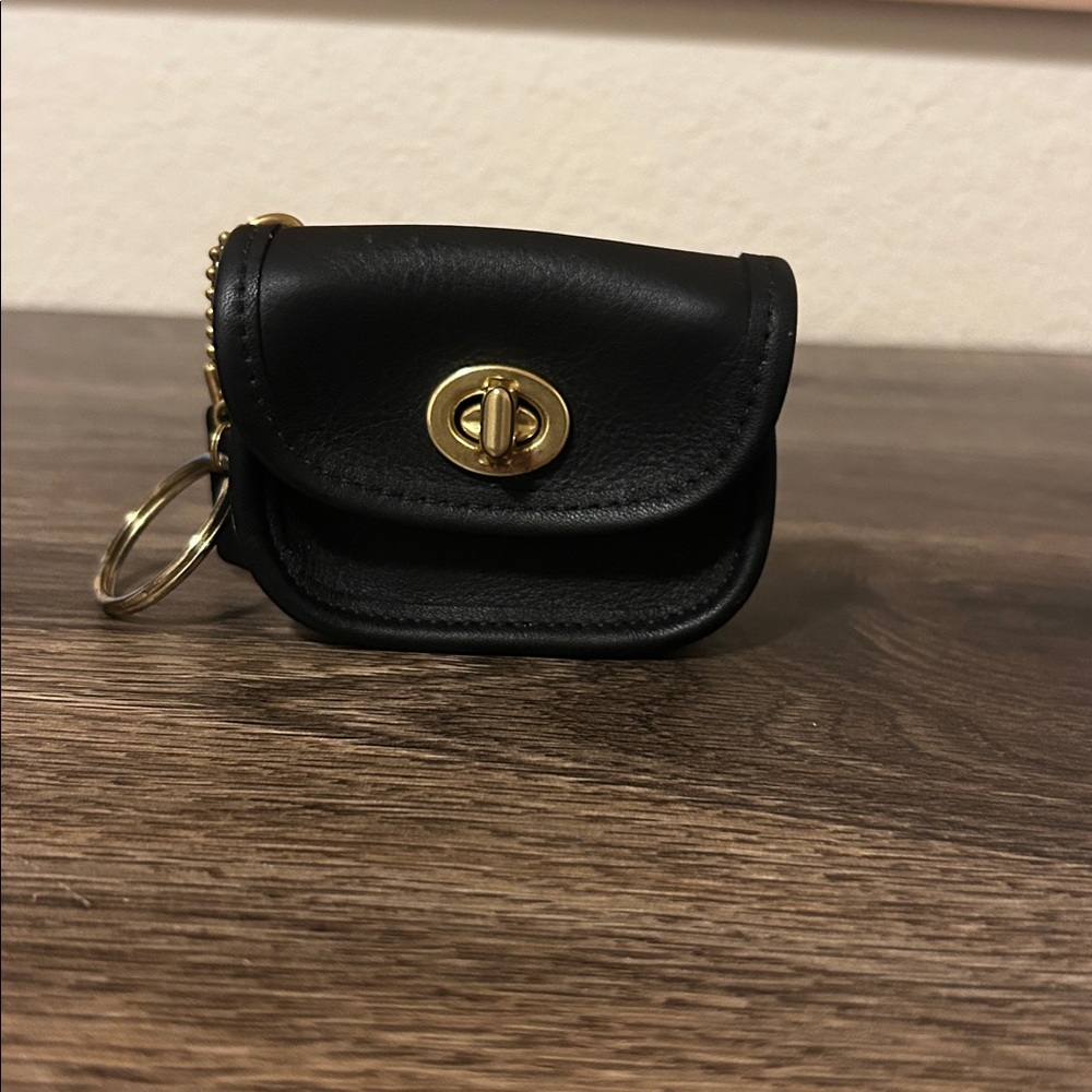 Coach Vintage Rare Black Leather Turn Lock Keychain Pouch